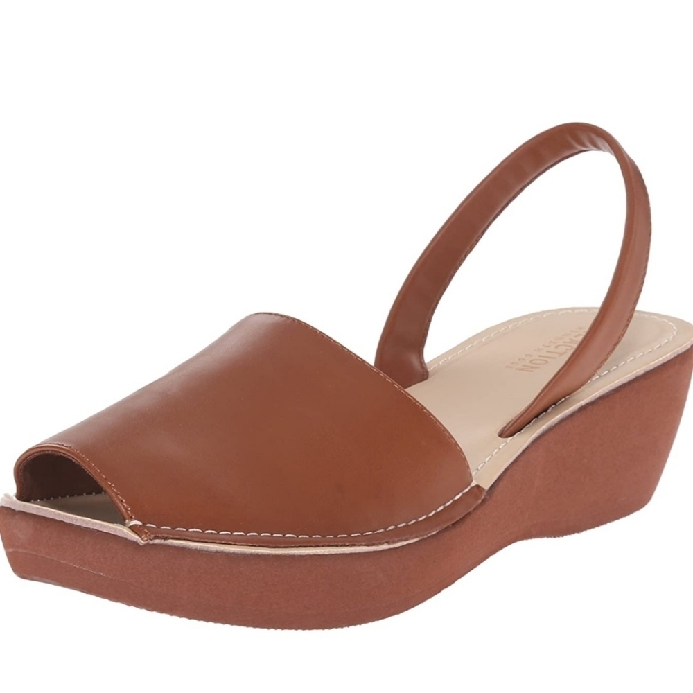 Kenneth Cole Women's Brown Fine Glass Faux Leath size 10 M